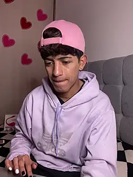 teobowny  online show from 02/05/25, 04:58