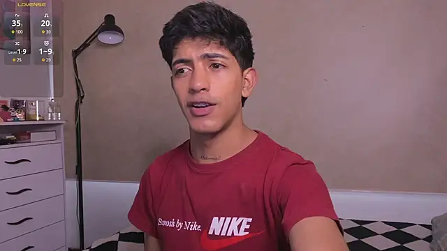 teobowny  online show from 11/15/25, 09:21