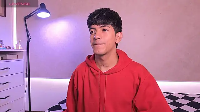 teobowny  online show from 02/25/26, 09:02