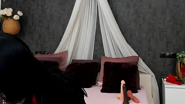 Snapshot of miss_sophieX chatting on 02/06/25, 04:31 miss sophieX online show from 02/06/25, 04:31
