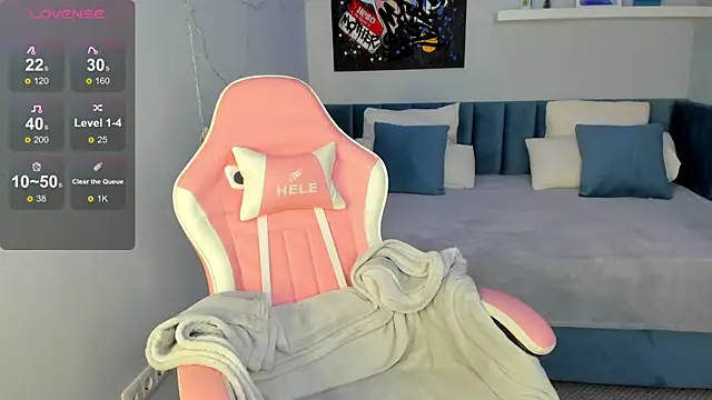 Jennifer Wadee online show from 02/02/25, 12:19