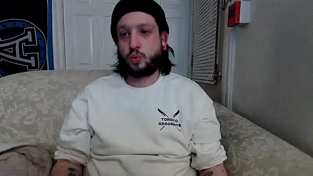 Snapshot of Marksoyer chatting on 02/18/25, 04:15 Marksoyer online show from 02/18/25, 04:15