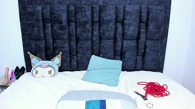 Aurora Doll  online show from 06/06/26, 01:38
