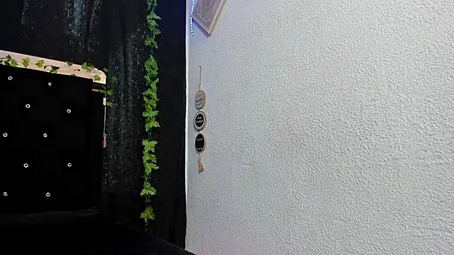 DeisyHarper online show from 04/08/26, 03:01