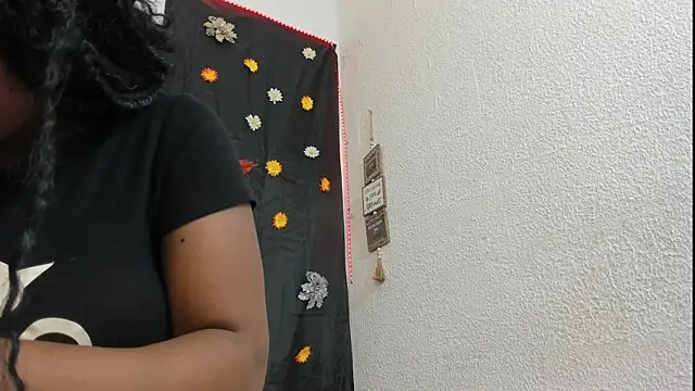 DeisyHarper online show from 04/15/26, 03:19