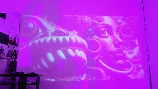 haileycat online show from 10/23/25, 06:02