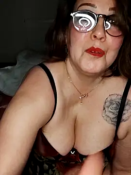 Snapshot of dame_a_punir_77 chatting on 02/21/25, 08:38 dame a punir 77 online show from 02/21/25, 08:38