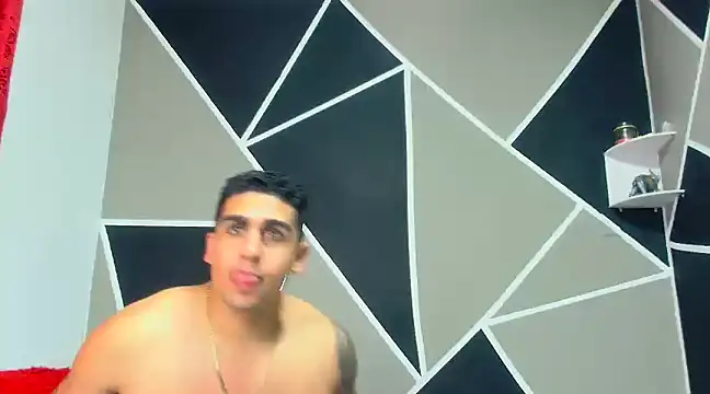 Snapshot of astrom_greyy chatting on 01/09/25, 12:46 astrom greyy online show from 01/09/25, 12:46