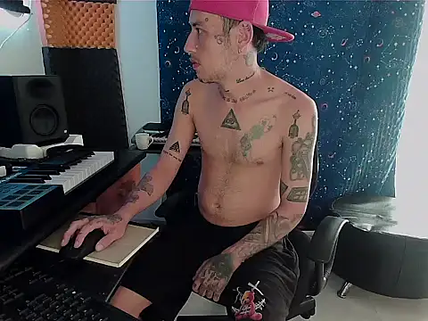 Snapshot of patrik_tattoo_ chatting on 01/25/25, 03:30 patrik tattoo online show from 01/25/25, 03:30