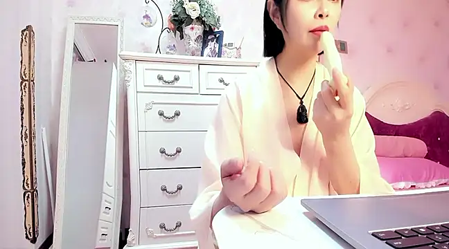 WJYD8 online show from 12/03/24, 06:59