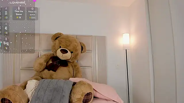 saraamiller  online show from 01/13/25, 07:32