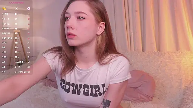 Snapshot of SelestaRobertson chatting on 05/16/26, 10:58 SelestaRobertson online show from 05/16/26, 10:58