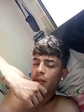 Snapshot of M4rlo chatting on 01/07/25, 09:57 M4rlo online show from 01/07/25, 09:57