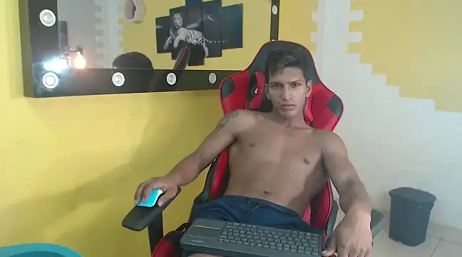 mau elixxx online show from 01/15/25, 07:37