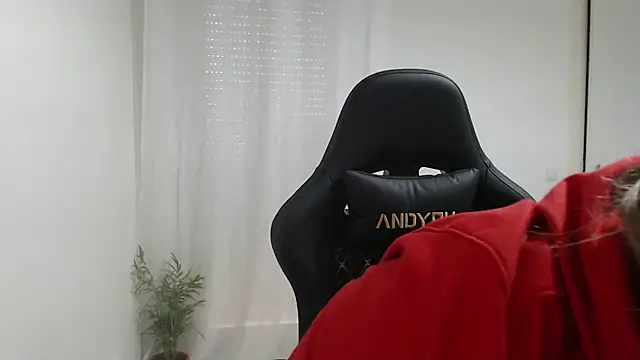 Snapshot of Genesisgems11_ chatting on 02/24/25, 08:17 Genesisgems11  online show from 02/24/25, 08:17