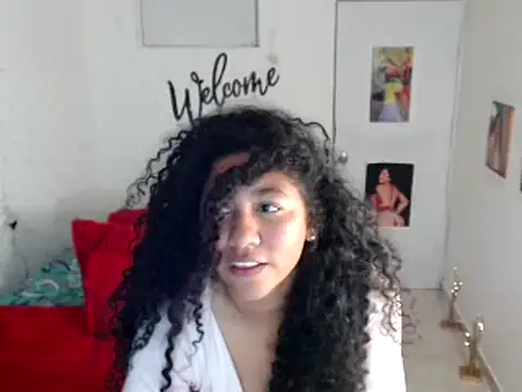 Snapshot of bellacrespalatina chatting on 12/05/24, 12:08 bellacrespalatina online show from 12/05/24, 12:08