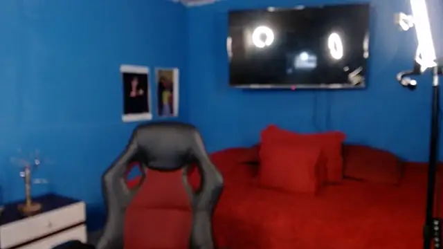 Snapshot of bellacrespalatina chatting on 11/05/25, 02:00 bellacrespalatina online show from 11/05/25, 02:00