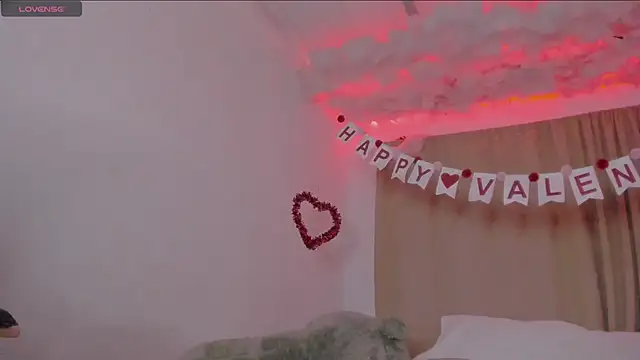 Snapshot of Lauu_G chatting on 02/07/25, 03:12 Lauu G online show from 02/07/25, 03:12