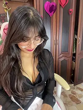 Jade Zephyra online show from 03/11/26, 08:15