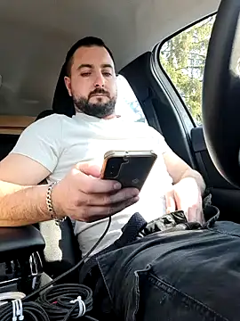 Snapshot of titi91 chatting on 02/17/25, 12:05 titi91 online show from 02/17/25, 12:05