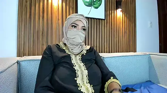 zulema parvin online show from 03/03/25, 09:59