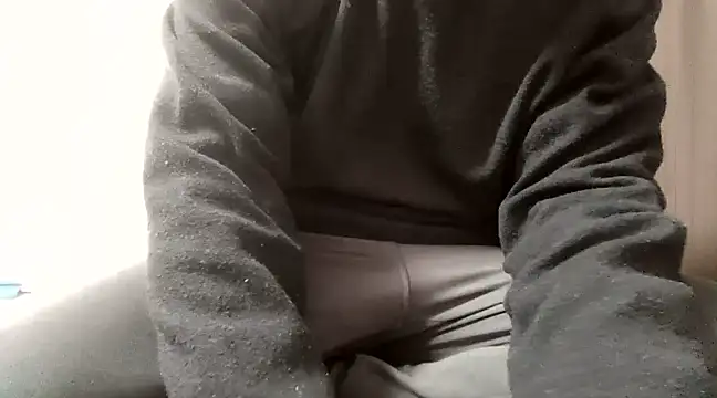 YU-KI00 online show from 03/08/25, 03:39