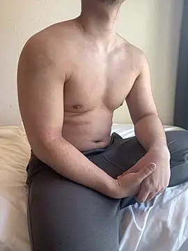 YU-KI00 online show from 01/18/26, 03:43