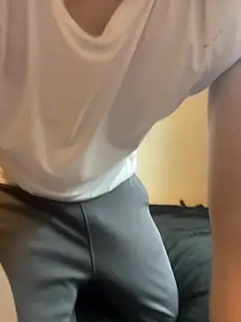 YU-KI00 online show from 03/25/26, 05:13