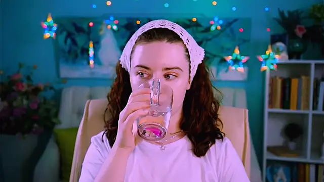 AnnTerry  online show from 09/17/25, 08:38