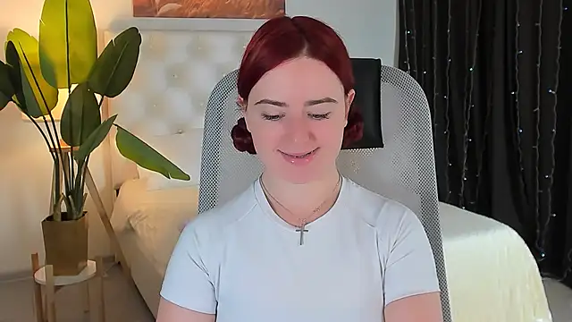 Snapshot of AnnTerry_ chatting on 07/22/26, 07:00 AnnTerry online show from 07/22/26, 07:00