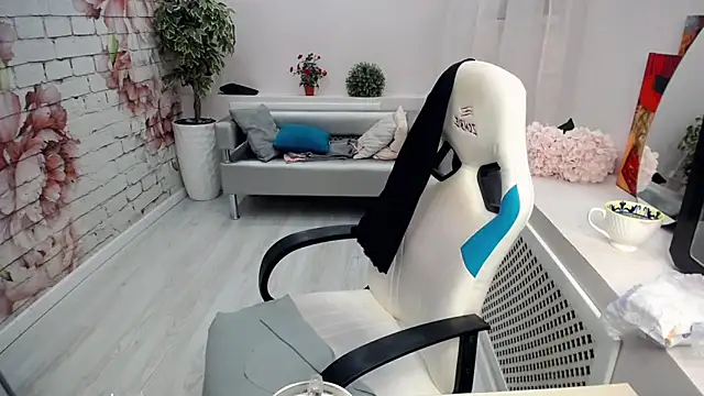 Cutie Asya online show from 12/04/25, 04:33