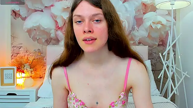 Snapshot of JaneBrowni chatting on 05/12/26, 12:24 JaneBrowni online show from 05/12/26, 12:24