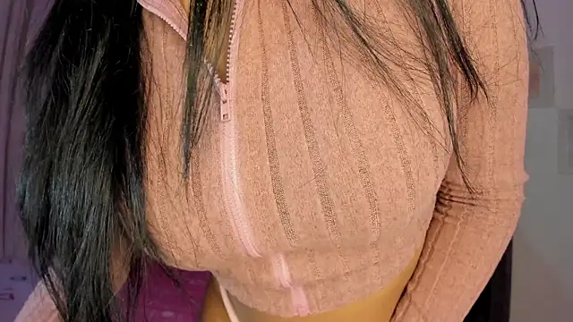 Amiirra  online show from 03/26/26, 10:59