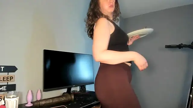 ENGLISHEMILY 69 online show from 03/10/25, 11:53