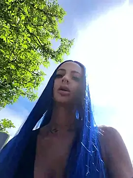 Snapshot of mrs_skinny_goddess chatting on 05/04/26, 09:05 mrs skinny goddess online show from 05/04/26, 09:05