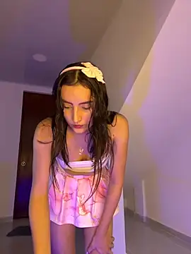 Snapshot of EmySofia chatting on 11/15/25, 03:04 EmySofia online show from 11/15/25, 03:04