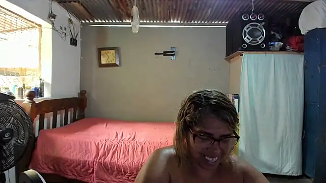 Snapshot of anubys_godes chatting on 09/11/25, 07:14 anubys godes online show from 09/11/25, 07:14