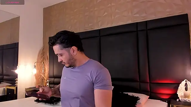 Snapshot of JossAckland chatting on 02/06/26, 08:12 JossAckland online show from 02/06/26, 08:12