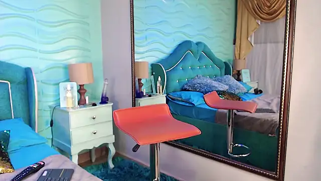 Snapshot of SusanSlim chatting on 01/15/25, 10:46 SusanSlim online show from 01/15/25, 10:46