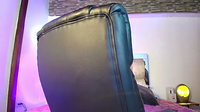 dakota Robbins  online show from 02/09/25, 11:36