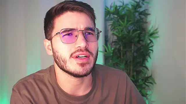 Tony Wylie online show from 03/31/26, 03:52