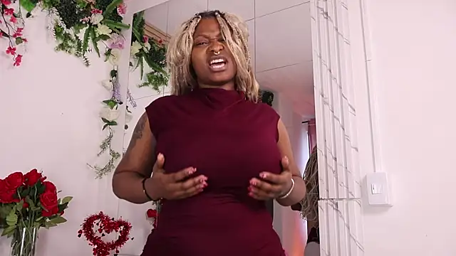 justnala  online show from 02/19/26, 01:51