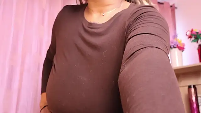 justnala  online show from 02/21/26, 01:12