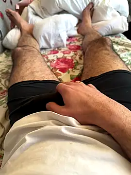 Snapshot of djtimka chatting on 10/11/25, 03:50 djtimka online show from 10/11/25, 03:50