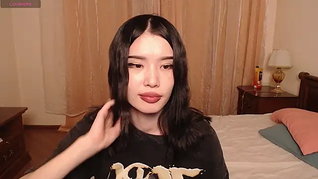 Snapshot of Velvetsky_1 chatting on 12/29/24, 02:31 Velvetsky 1 online show from 12/29/24, 02:31