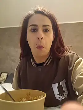 perla97 online show from 02/09/25, 07:19