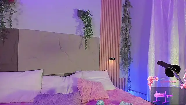 centaurigirl online show from 02/21/26, 04:24