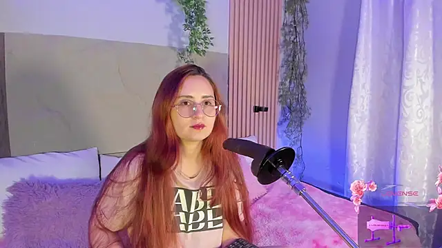 centaurigirl online show from 03/04/26, 03:56