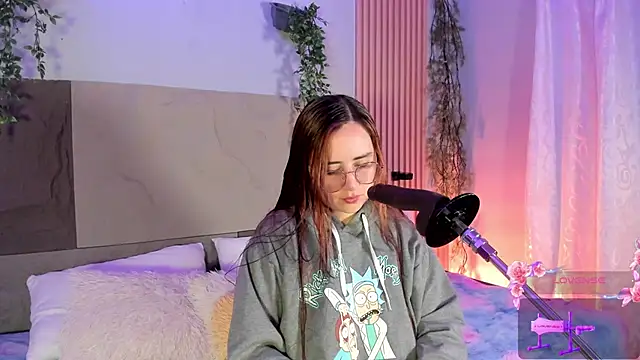 centaurigirl online show from 03/20/26, 05:01