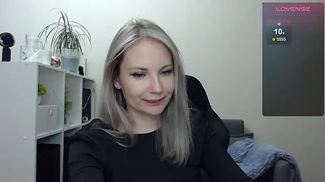 Sunny bunny6 online show from 01/19/25, 12:17